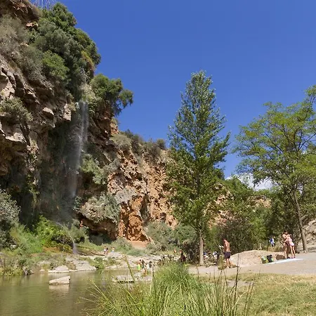 キャンプ場 Camping-bungalows Altomira ナバハス